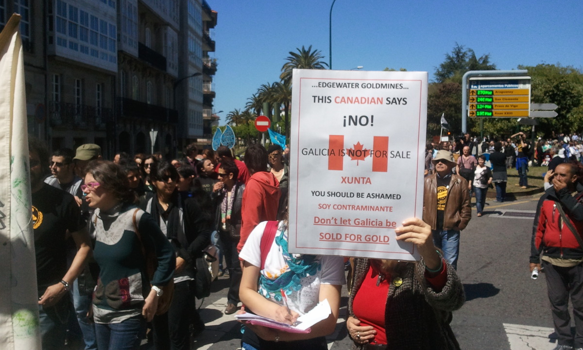 Canadense contra a megaminaría en Galicia